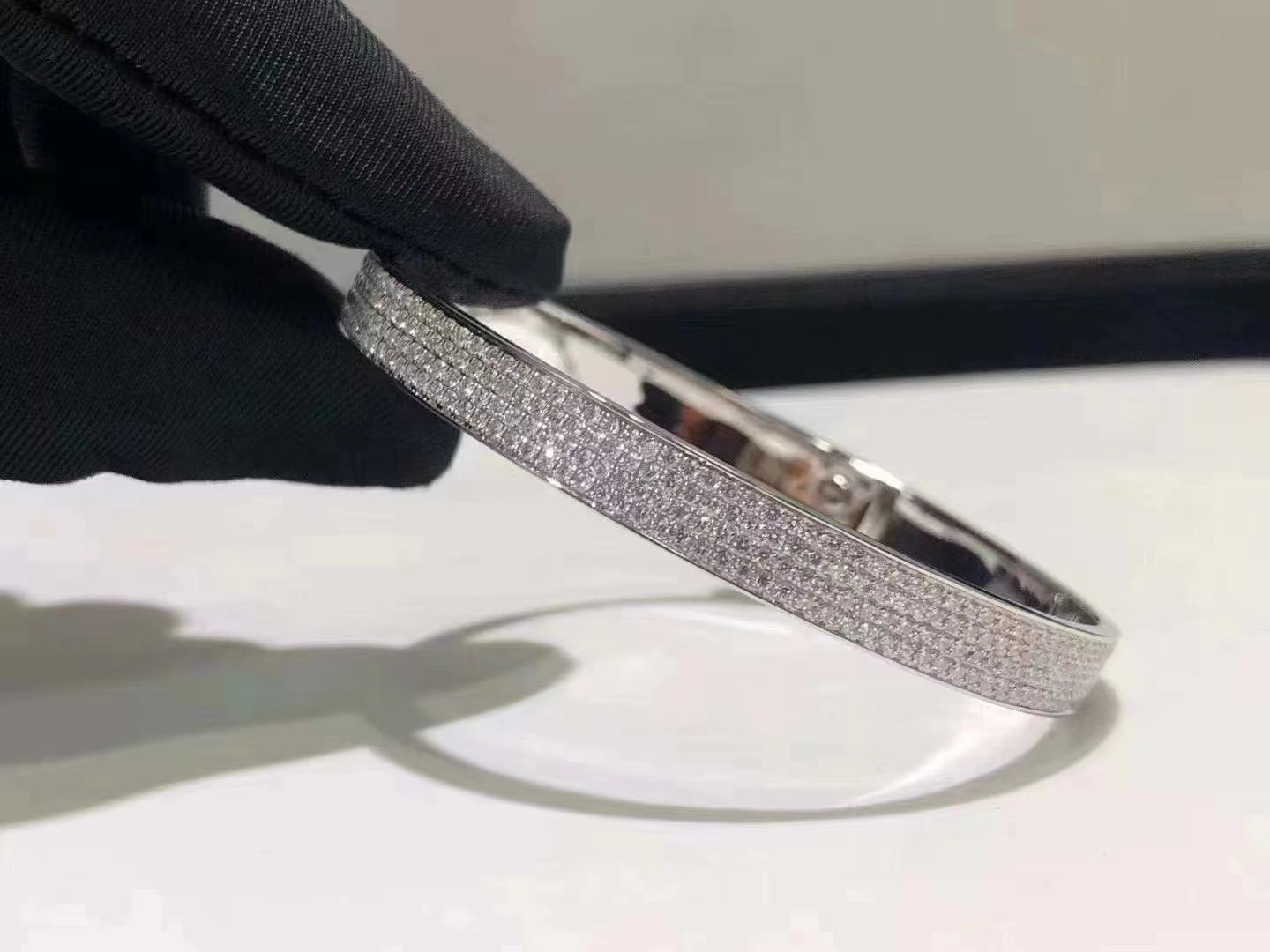 [Angela Jewellery]HM KELLY ARMBAND AUS SILBER MIT VOLLSTÄNDIGEM PAVE-DIAMANT