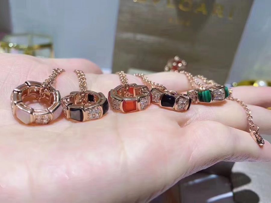 [Angela Schmuck]SERPENTI ANHÄNGER DIAMANT HALSKETTE