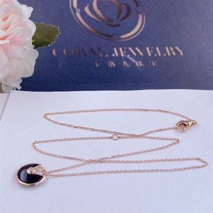 [Angela Schmuck]AMULETT ROSÉGOLD ONYX HALSKETTE
