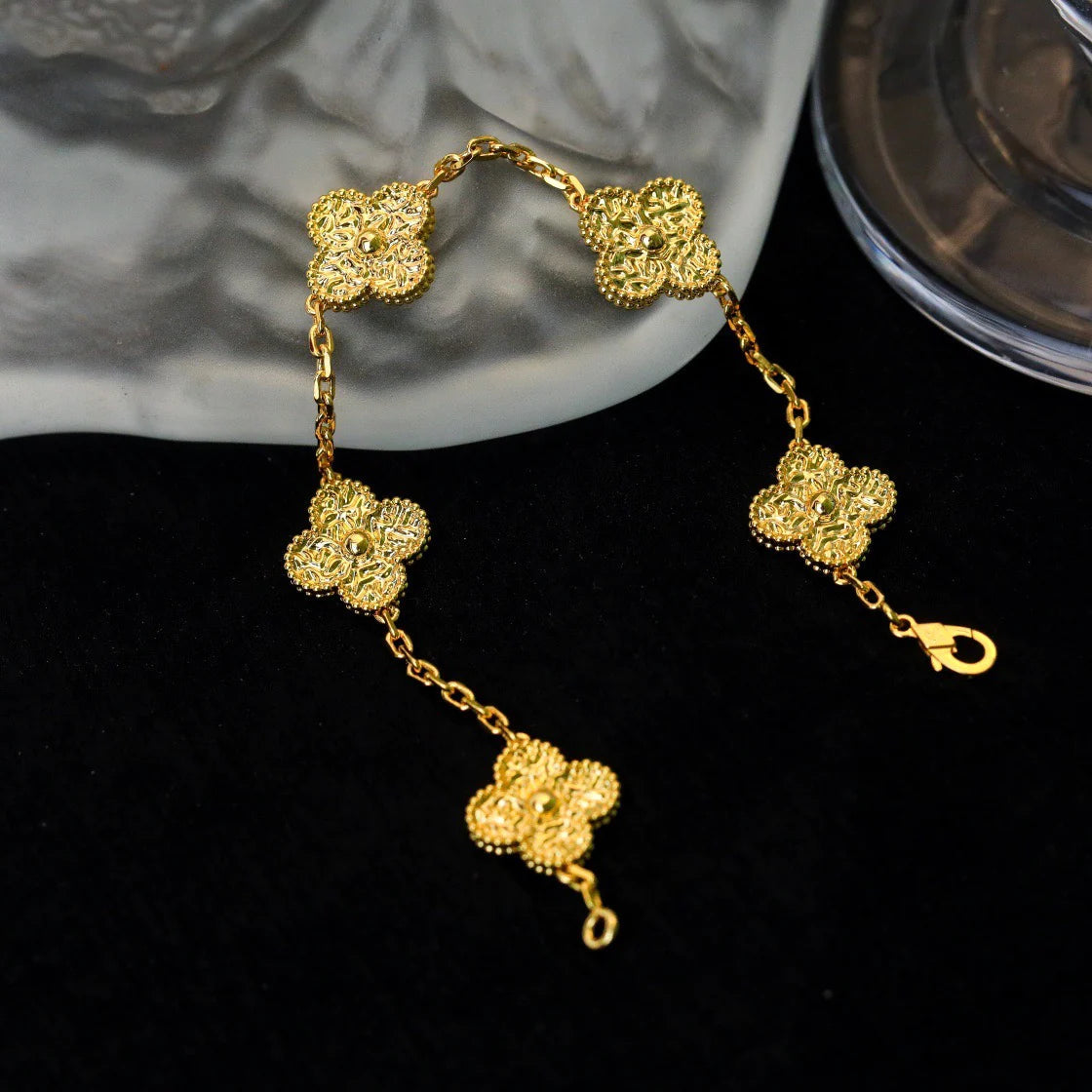 [Angela Schmuck] KLEEBLATT 5 MOTIVE BRONZIERTES ARMBAND 