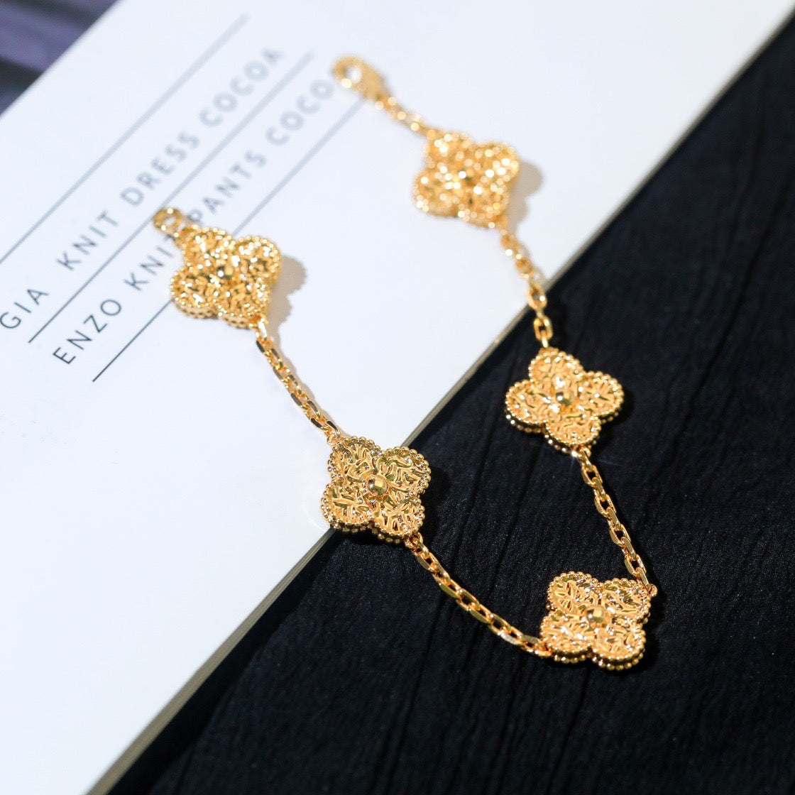 [Angela Schmuck] KLEEBLATT 5 MOTIVE BRONZIERTES ARMBAND 