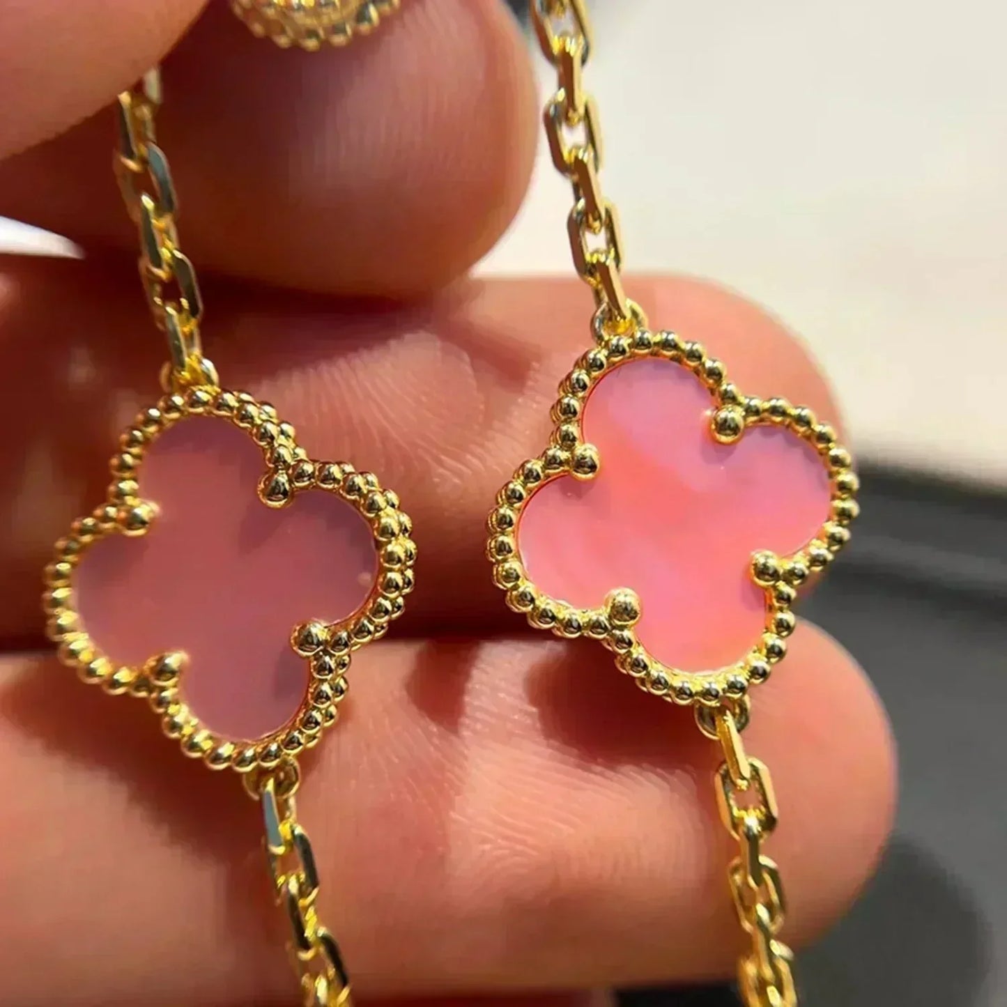 [Angela Schmuck]CLOVER 5 PINK MOP ARMBAND