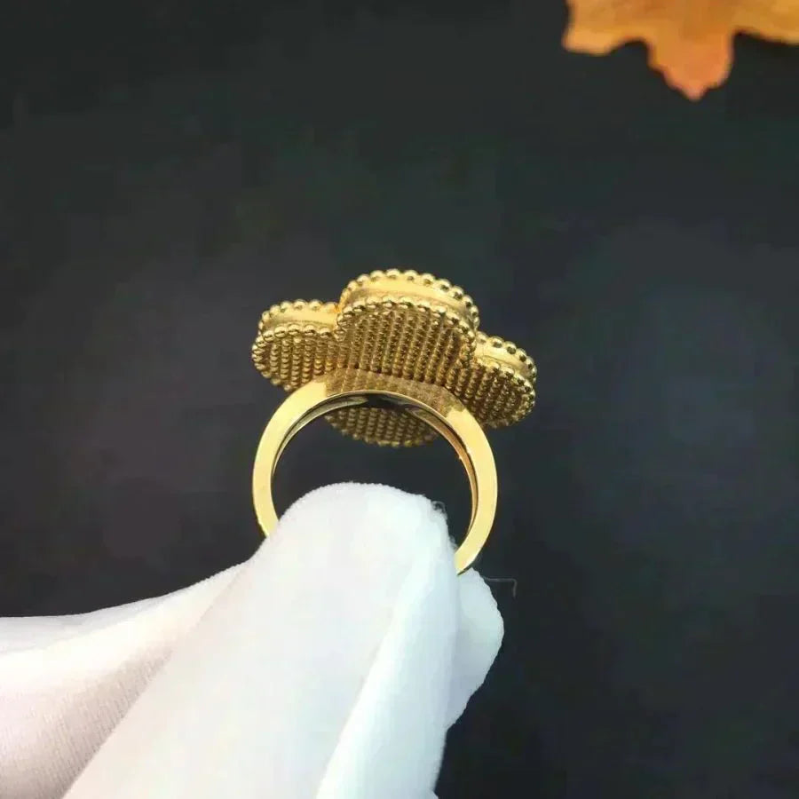 [Angela Schmuck]KLEEBLATT-MALACHITRING