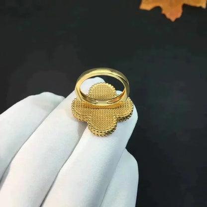 [Angela Schmuck]KLEEBLATT-MALACHITRING