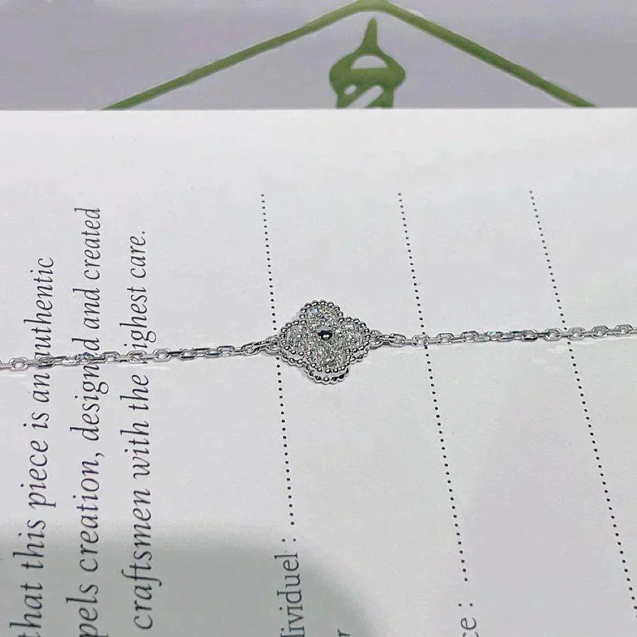 [Angela Jewellery]KLEEBLATT EINZELNE BLUME ARMBAND SILBER
