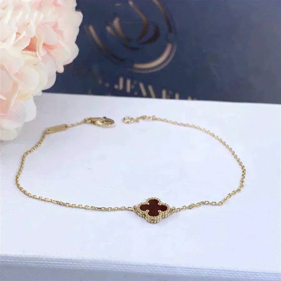 [Angela Schmuck]KLEEBLATT KARNEOL EINZELNE BLUME ARMBAND