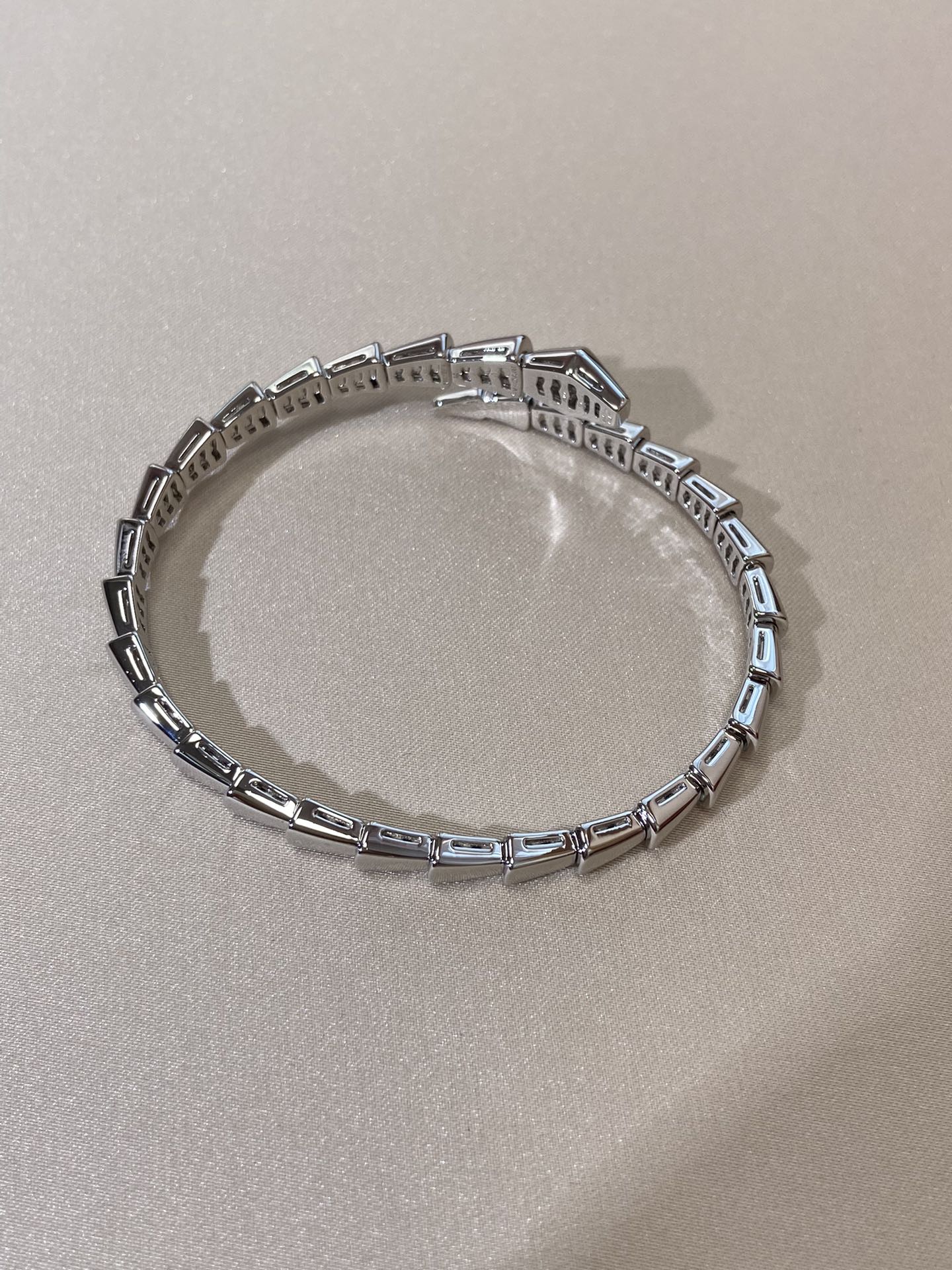 [アンジェラジュエリー]セルペンティ バイパー シルバーブレスレット
