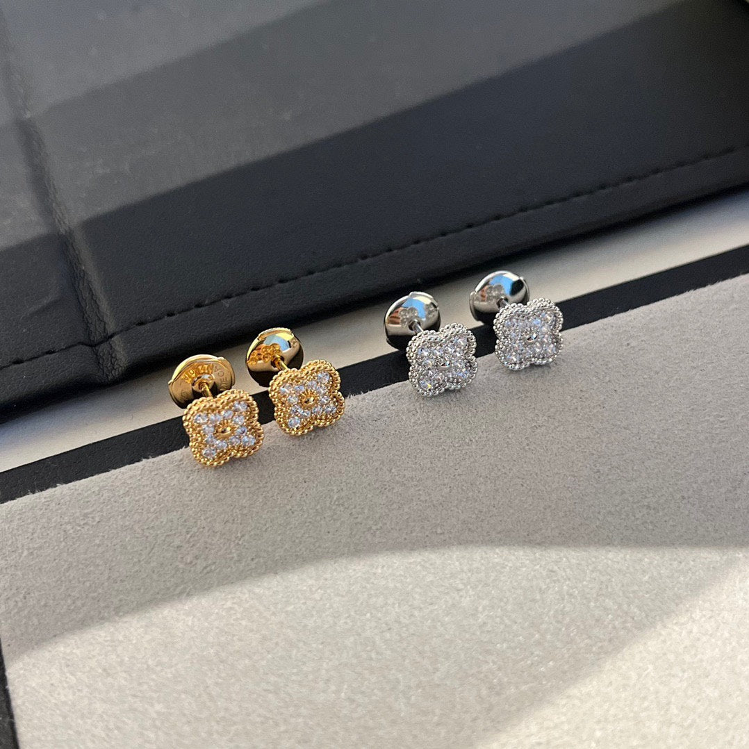 [Angela Schmuck]CLOVER MINI DIAMANT OHRSTECKER