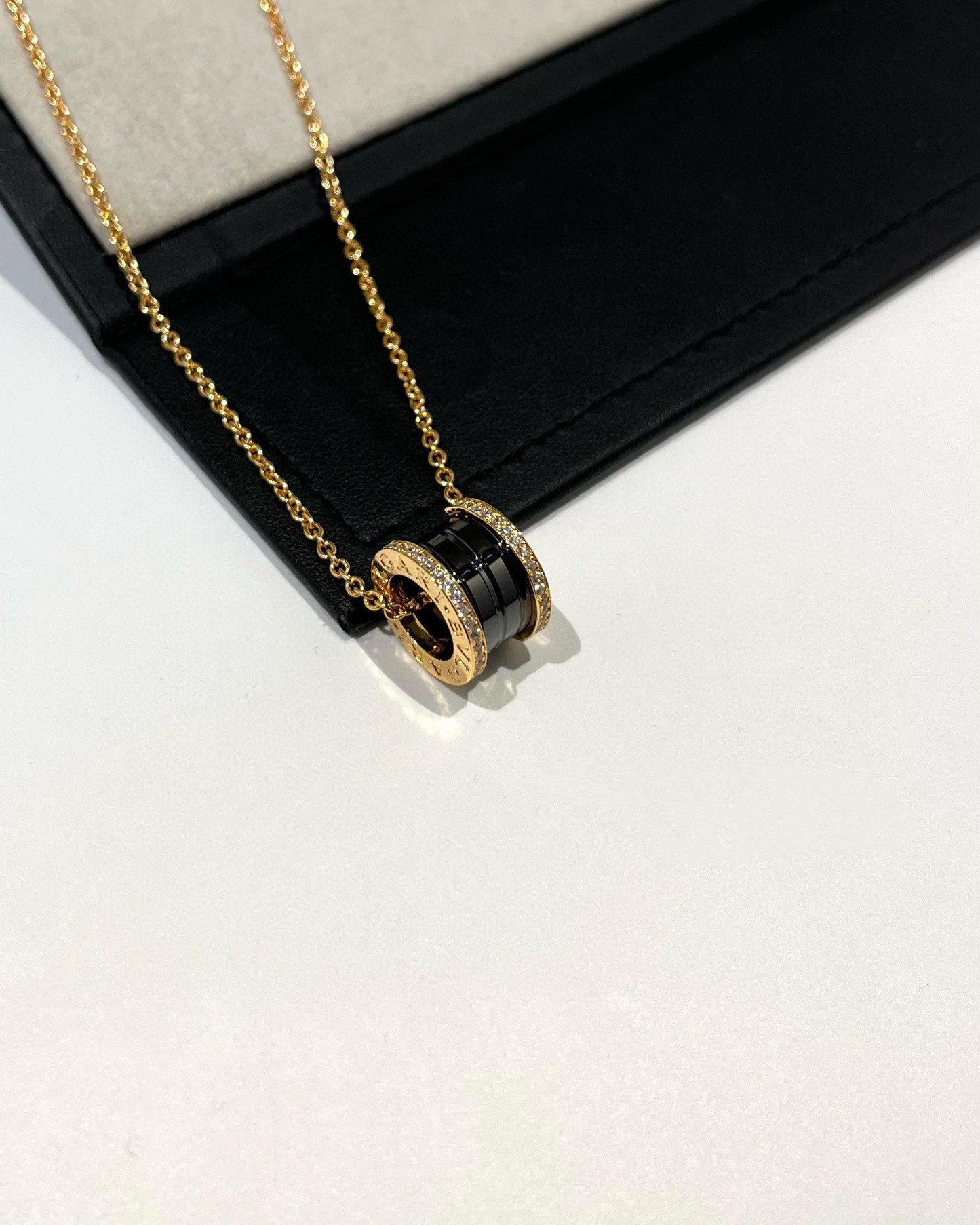 [Angela Schmuck]ZERO 1 SCHWARZE KERAMIK DIAMANT ROSGOLD HALSKETTE